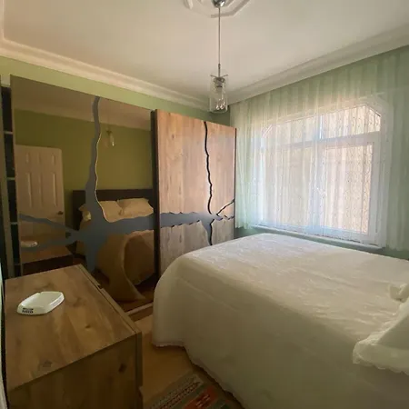 Sehir Merkezi Ve Manzarali 4 Odali Muhtesem Appartement *