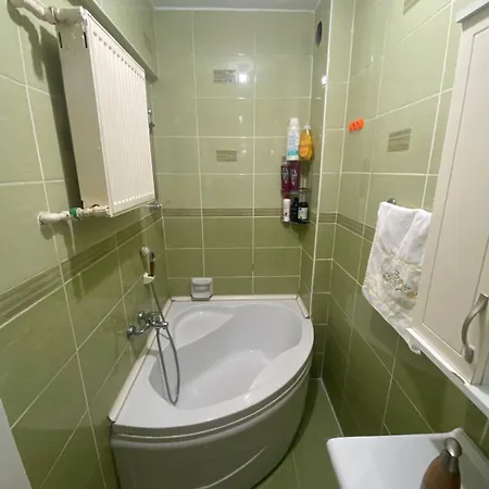 Sehir Merkezi Ve Manzarali 4 Odali Muhtesem Appartement Istanboel